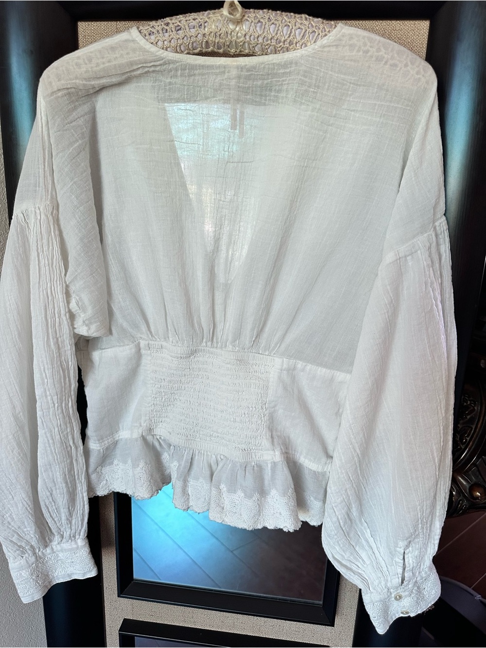 Free People White V-Neck Buttoned Peasant Blouse - Picture 3 of 10